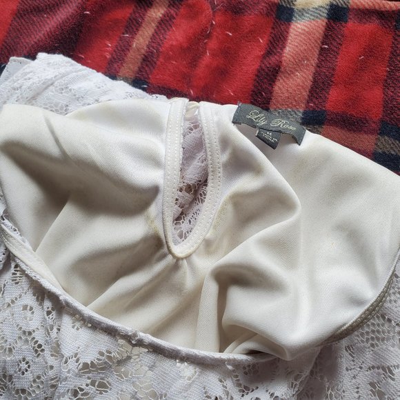 Lily Rose High-Low White Lace Dress - Juniors Medium - Picture 3 of 17